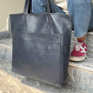 Lily - Navy Blue