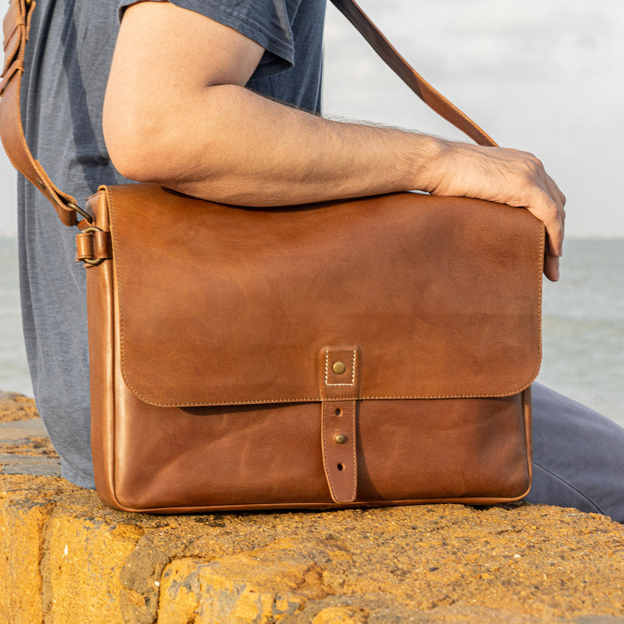 Classic Messenger - Leather {product-type} - Bear Necessities